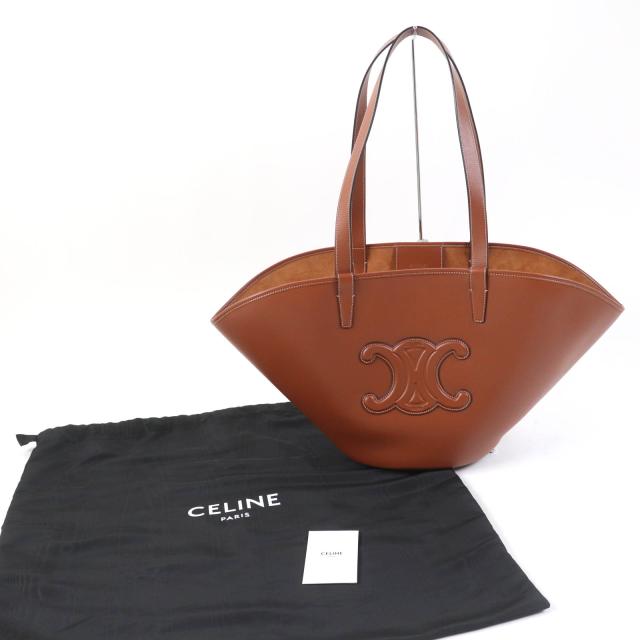 極美品☆セリーヌ 196953DU3.04LU キュイル トリオンフ クーファン 