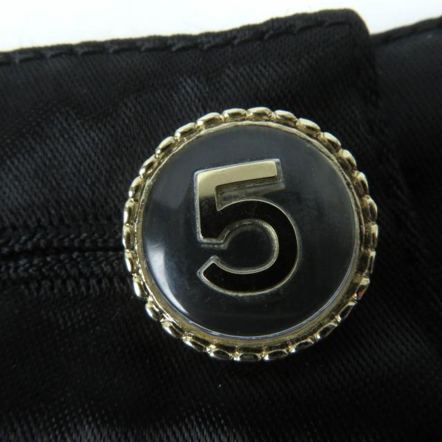 極美品☆CHANEL シャネル 21SS P70669 V62116 No5ボタン付 ギャザーデザイン ショートパンツ ブラック 40 イタリア製 正規品 レディースの通販は