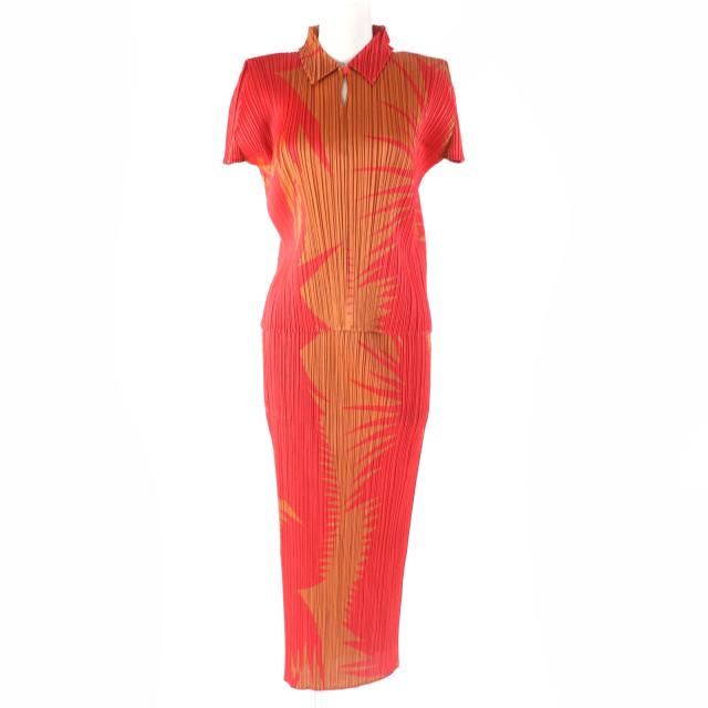 未使用品☆PLEATS PLEASE プリーツプリーズ 24SS PIQUANT 総柄デザイン 半袖 トップス スカート セットアップ レッド系 3 日本製 正規品の通販は