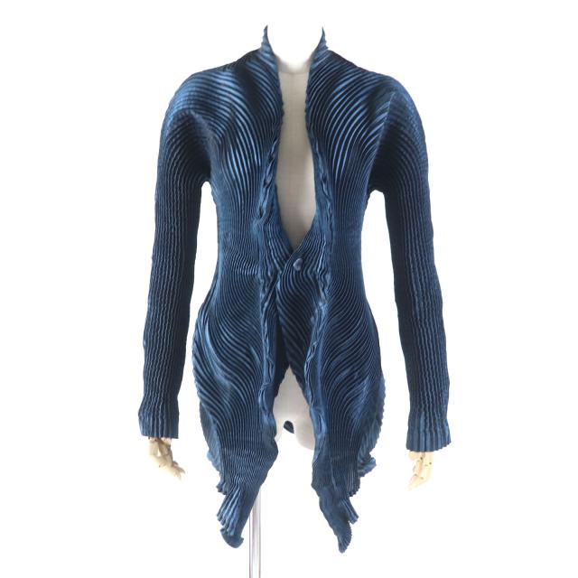 ISSEY MIYAKE イッセイミヤケ プリーツ 3D ストレッチ 変形