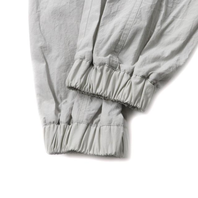 極美品★MONCLER モンクレール 2022年製 PANTALONE コットン100％ ロゴパッチ付 カーゴパンツ ボトムス ライトグレー 38 正規 レディース_5