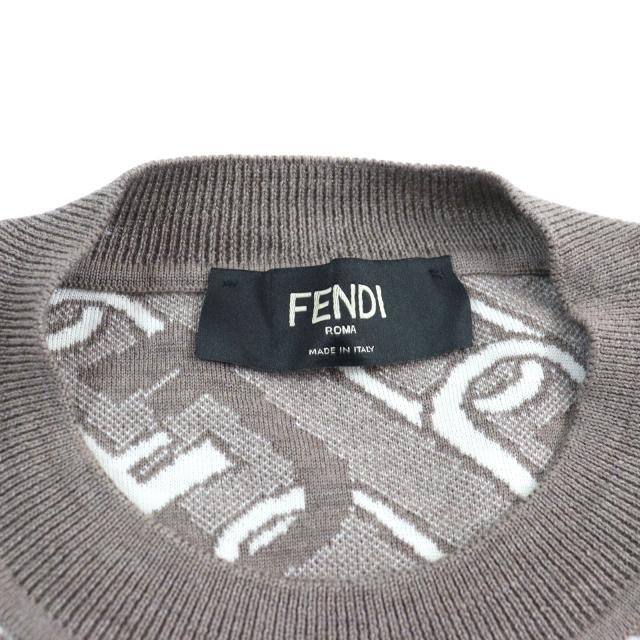 極美品○FENDI フェンディ 2022年製 FZX061 FFロゴ オロック チェーン総柄 クルーネック ニット ブラウン系 48 イタリア製 正規品 メンズ_5