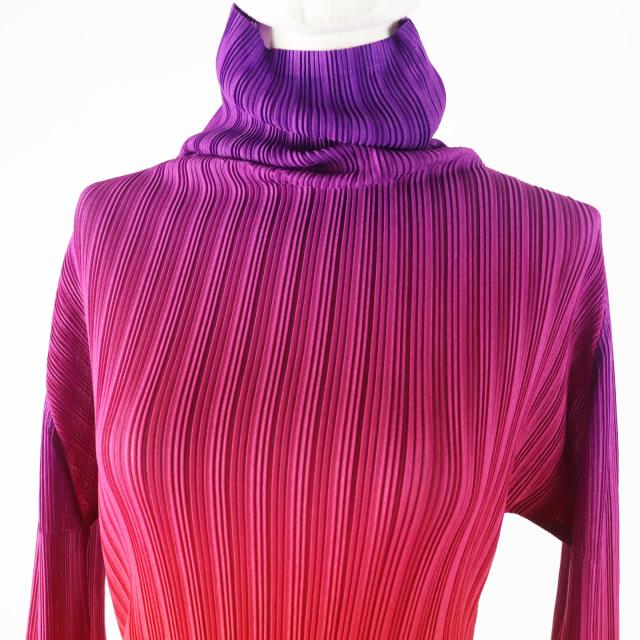 イッセイミヤケ プリーツプリーズ トップス 長袖 マルチカラー ✨美品