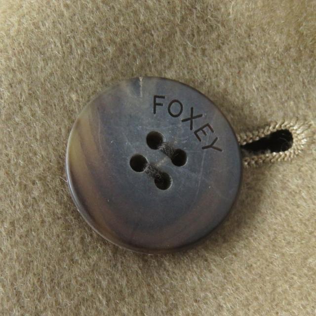 極美品◎FOXEY フォクシー 襟チンチラファー カシミヤ100％ ロゴボタン