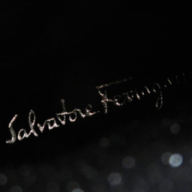 未使用品◎Salvatore Ferragamo サルヴァトーレフェラガモ ガンチーニ総柄 ニット ソックススニーカー ブラック シルバー 5.5 保存袋付き_8