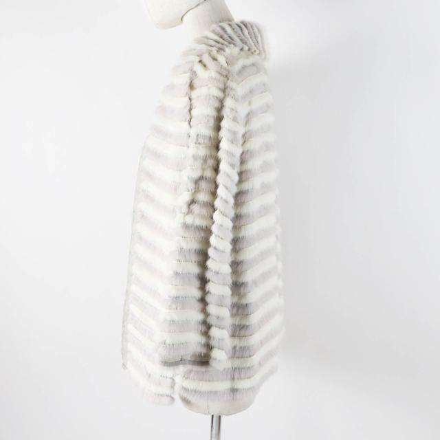 極美品◎FENDI フェンディ FNE04C ミンク シルク ストール付き ロゴボタン 2WAY ノーカラージャケット グレー ホワイト 42 伊製 正規品_3
