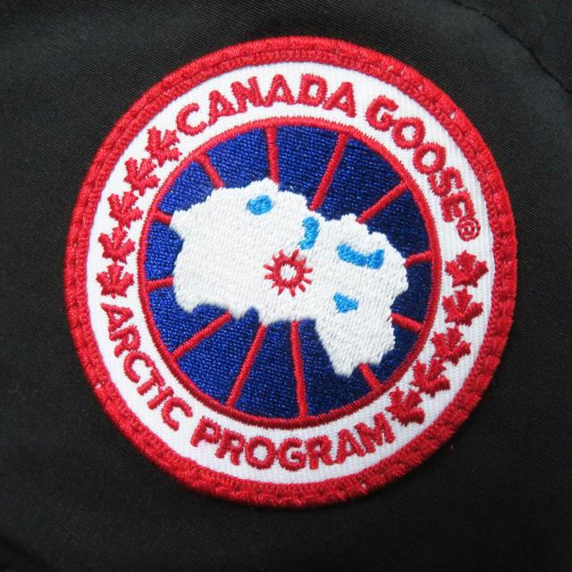 良品◎CANADA GOOSE カナダグース 2302JL MACKENZIE マッケンジーパーカ ファー・フード・ワッペン付 ダウンコート ブラック XS 正規品_5