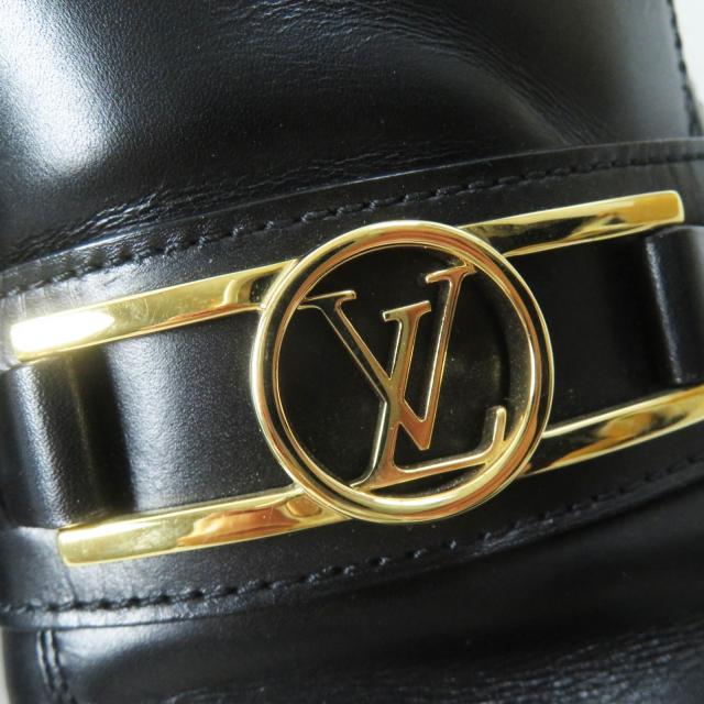 裏張り新品　美品　ルイヴィトン　LV金具　ゴールド　レザー　ローファー　スクエア 美品◎LOUIS VUITTON ルイヴィトン 2020年製 LVロゴ金具