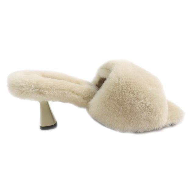 未使用品★PRADA プラダ 1XX654 トライアングルロゴプレート付 シープファー サンダル ベージュ 37 箱・保存袋付 イタリア製 レディース_5