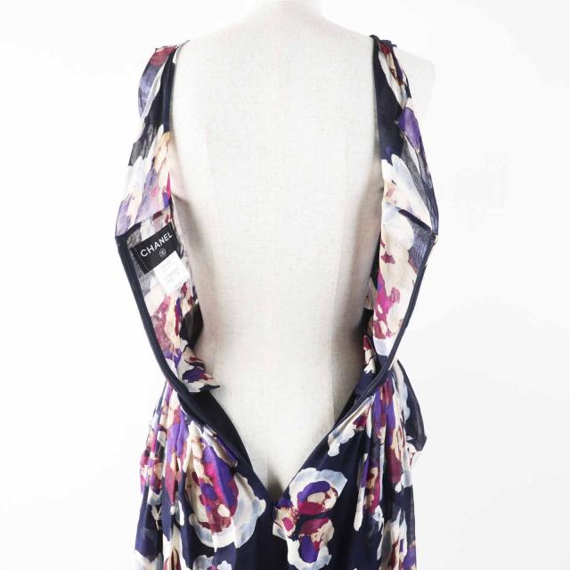 極美品◎CHANEL シャネル P37299 シルク100％ ココマーク カメリア 一