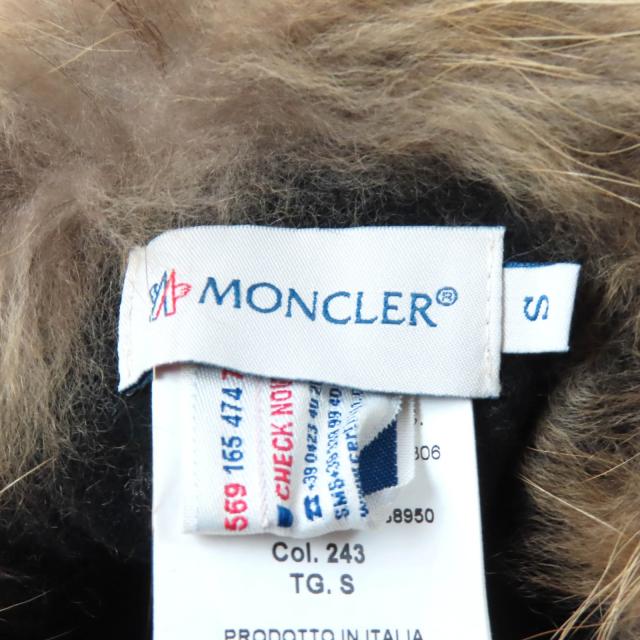 極美品☆MONCLER モンクレール ロゴワッペン付 ラクーンファー
