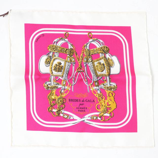 未使用品☆HERMES エルメス カレ ナノ 20CM BRIDES de GALA ブリッド ドゥ ガラ 式典用馬勒 シルク100％ BLANC/ROSE FUCHSIA スカーフ