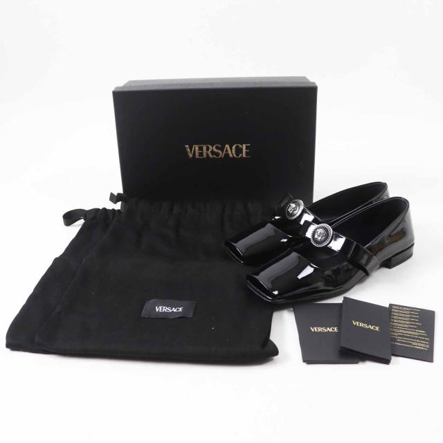 未使用品◎VERSACE ヴェルサーチ 24-25AW ジャンボ リボン バレリーナ オープントゥ パテントレザー パンプス ブラック 38