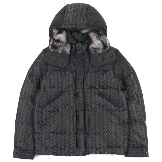 美品△MONCLER モンクレール TIAMAT ティアマート シェブロン柄 ロゴワッペン ラビットファー・フード付き ダウンジャケット ブラック 0