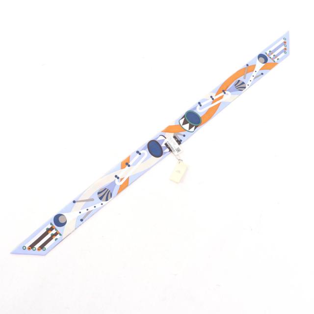 未使用品★HERMES エルメス PARADE EN FANFARE パラード アン ファンファーレ シルク100％ BRUN/BLEU/VERT スカーフ 箱付き レディース 未使用品☆HERMES エルメス PARADE EN FANFARE パラード アン