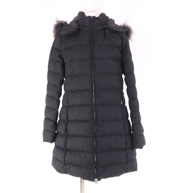 美品タトラスラビアナラクーンダウンコート