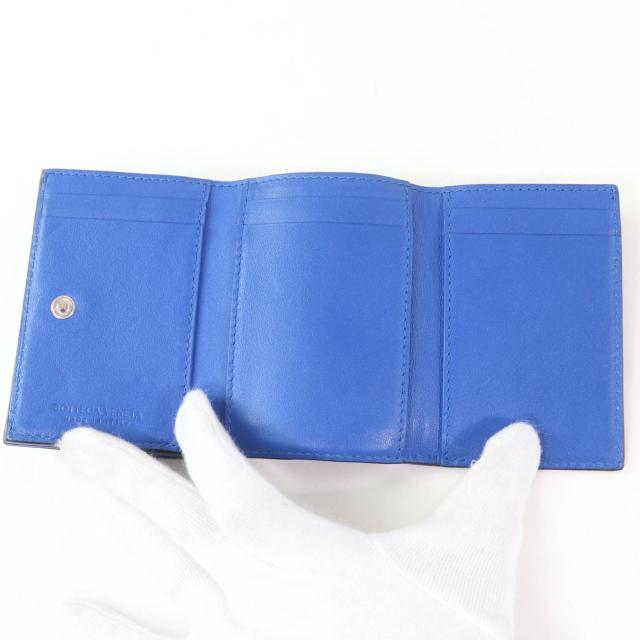 美品 ボッテガヴェネタ 三つ折 財布 ブルー レザー イントレチャート
