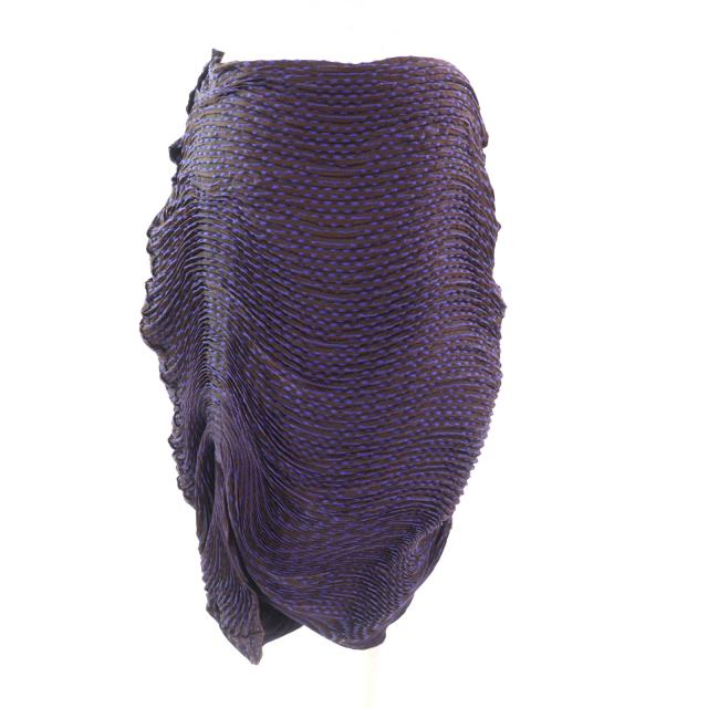 極美品★ISSEY MIYAKE イッセイミヤケ IM62FG565 3Dスチーム 膝丈 スカート パープル ブラウン 2 日本製 正規品 レディース_3