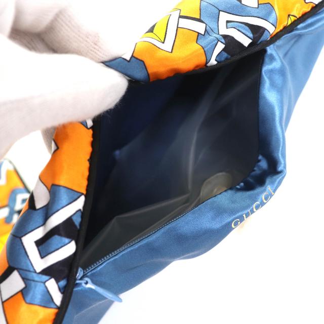 未使用△GUCCI グッチ シルク ジオメトリックG トラベルセット アイ