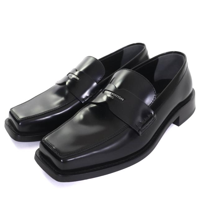 LOUIS VUITTON ブラックレザー ローファー LOUIS VUITTON】レザー