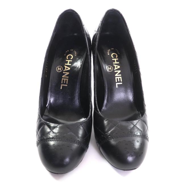 美品★CHANEL シャネル G29111 パンチングココマーク マトラッセ アーモンドトゥ レザー パンプス ブラック 35.5 イタリア製 レディース_2