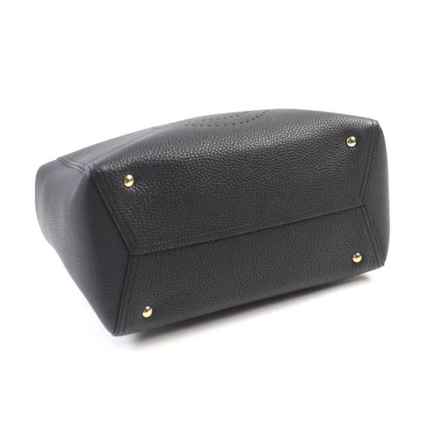 極美品☆Salvatore Ferragamo サルヴァトーレフェラガモ 21 G714 MARTA