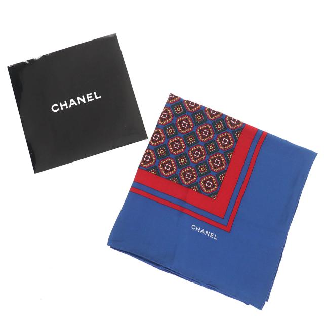 極美品△CHANEL シャネル ヴィンテージ シルク100％ ロゴ 総柄プリント カレ140サイズ スカーフ ブルー レッド系 イタリア製 レディース_1