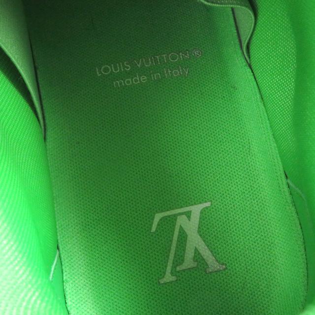 極美品□LOUIS VUITTON ルイヴィトン 2023年製 LV スケートライン レザー使い ローカットスニーカー グレー 9.5 保存袋付き イタリア製_7