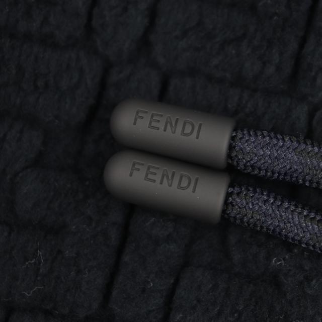 美品▼FENDI フェンディ 2023年製 FY0981 FFロゴ ズッカ柄 エンボス プルオーバー パーカー ブラック S イタリア製 正規品　メンズ_4