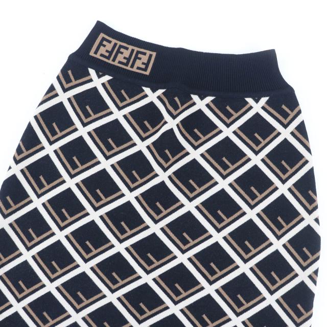 極美品☆FENDI フェンディ Fロゴ総柄 ズッカ柄 ニットスカート
