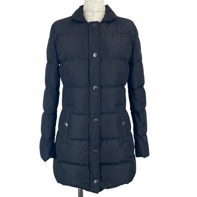 美品▲EMPORIO ARMANI エンポリオ アルマーニ 2022年製 ロゴ金具付き ダウンコート ダウンジャケット ブラック 42 正規品 レディース