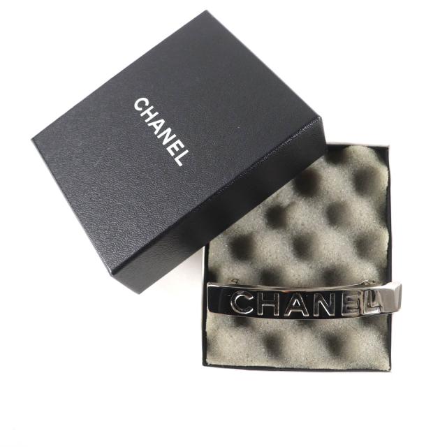 極美品★CHANEL シャネル ヴィンテージ 96P ロゴデザイン バレッタ ヘアアクセサリー シルバー 箱付き フランス製 レディース_1