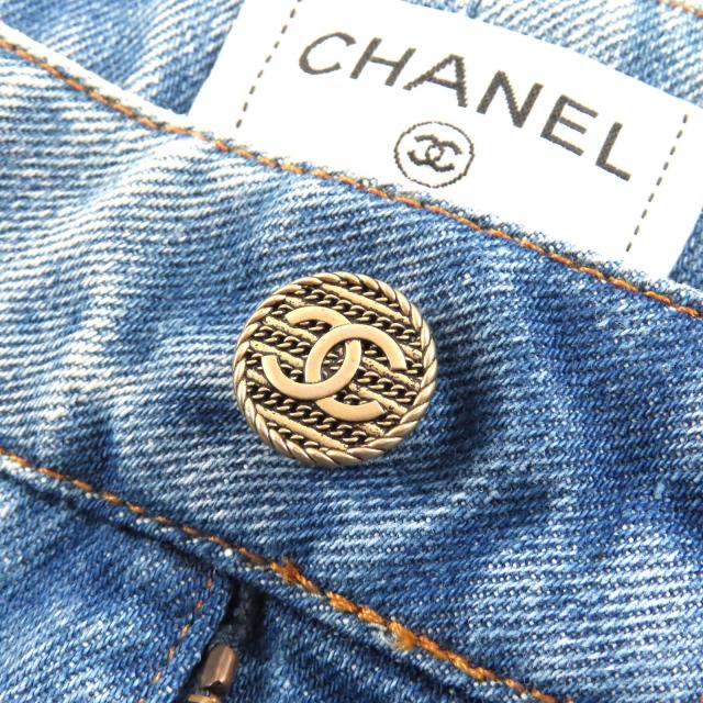 美品△CHANEL シャネル P60217 コットン ココマークボタン ダメージチュール クロップド デニムパンツ インディゴブルー 36 伊製 正規品_6
