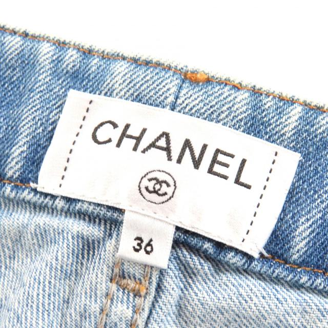 美品△CHANEL シャネル P60217 コットン ココマークボタン ダメージチュール クロップド デニムパンツ インディゴブルー 36 伊製 正規品_7