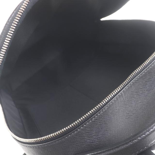 極美品□LOUIS VUITTON ルイヴィトン M30977 アヴェニューバックパック タイガ LVロゴ リュックサック ノワール フランス製 定価561000円_6