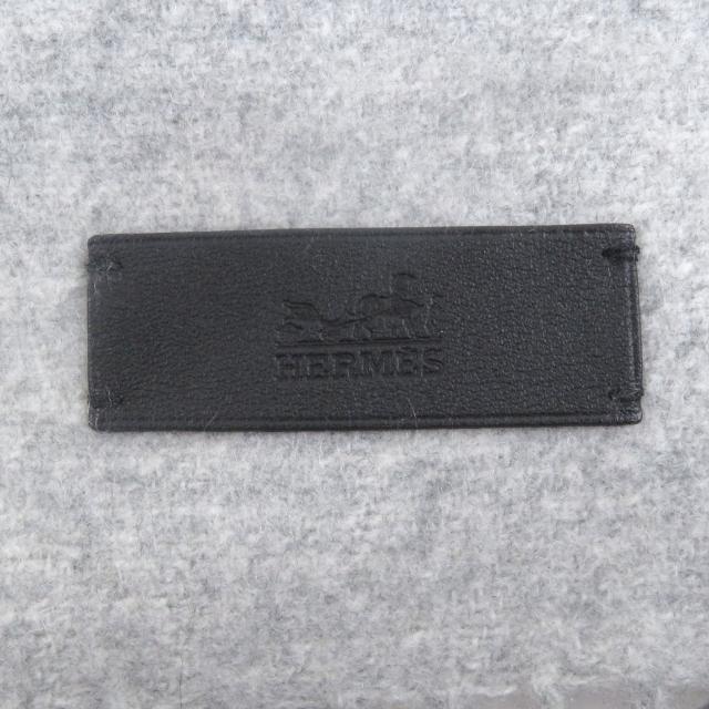 極美品□HERMES エルメス カシミヤ100％ ロゴレザーパッチ ネオロカバール ボーダー フリンジマフラー ショール ライトグレー 英国製_5