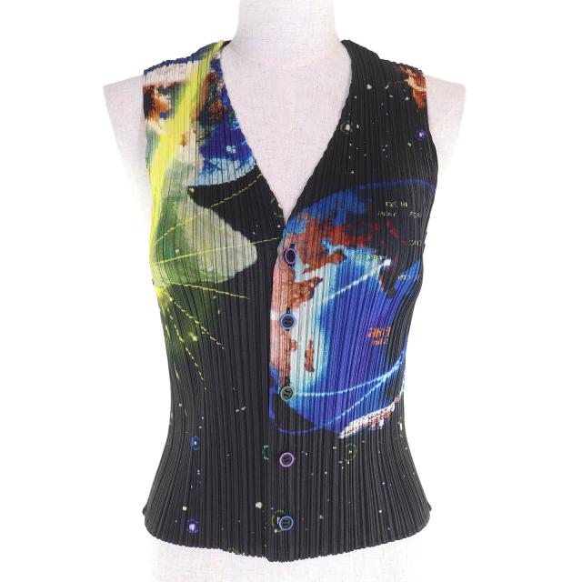 極美品△プリーツプリーズ イッセイミヤケ×横尾忠則 PP02-JE101 ミレニアムクリシュナ 宇宙柄 ベスト マルチカラー 3 正規品 レディース