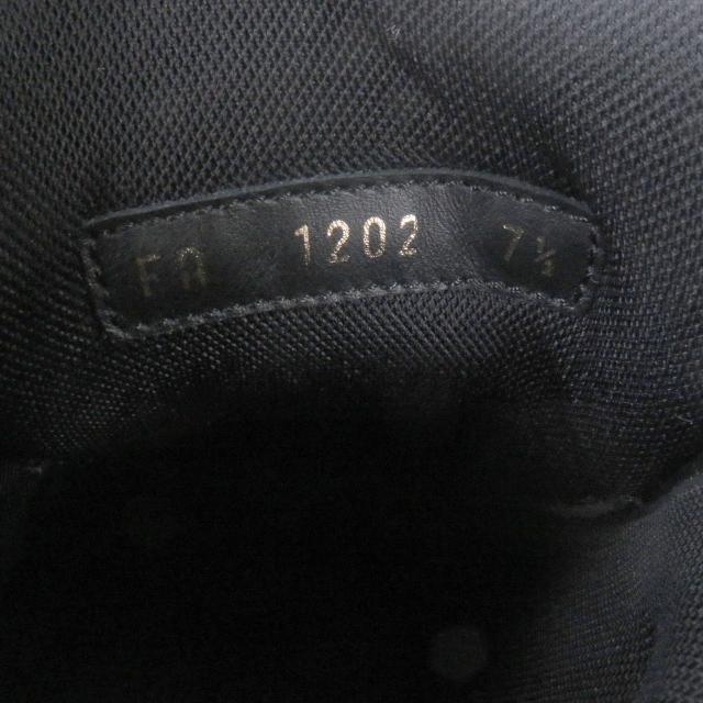 極美品□LOUIS VUITTON ルイヴィトン 2022年製 LV トレイナーライン コミック レザー ローカットスニーカー ブラック イタリア製 7.5_8