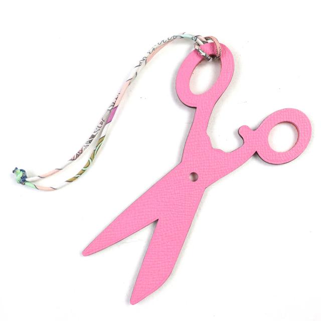 未使用品△HERMES エルメス プティアッシュ レザー ハサミ シザー バッグチャーム ピンク レッド 箱付き フランス製