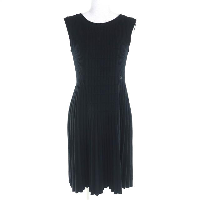 美品△CHANEL シャネル P31446 07A ウール100％ ココマーク金具 ノースリーブ ニット ワンピース ブラック 34 仏製 正規品 レディース