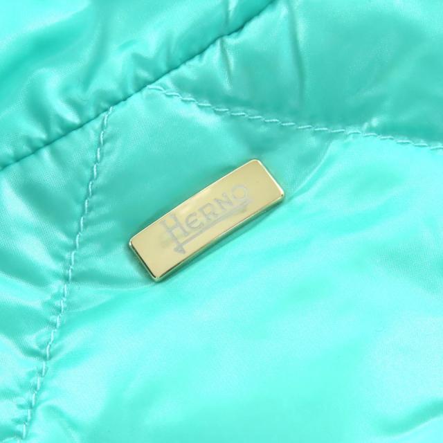 美品△Herno ヘルノ 2023年 PI001875D ロゴパッチ ダイヤモンドキルティング ショートダウンジャケット グリーン 42 正規品 レディース_7