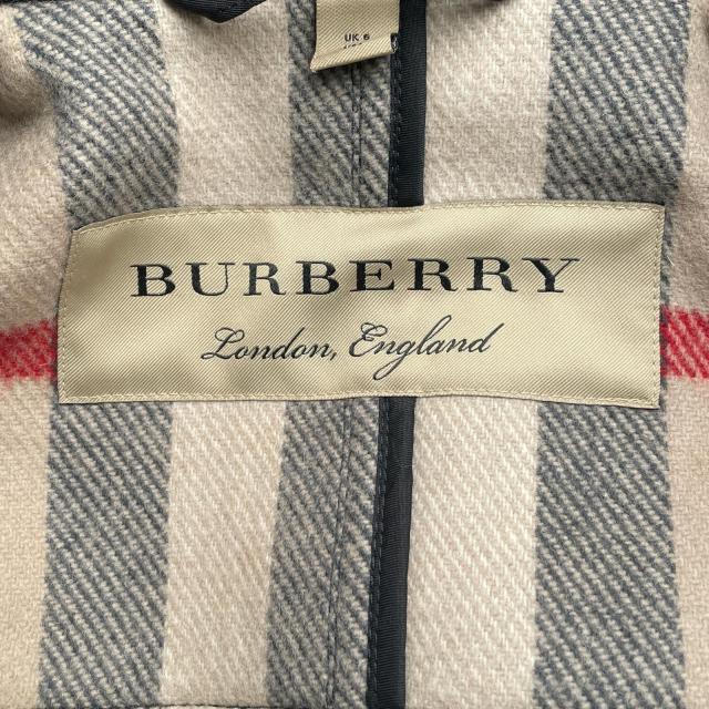 極美品▲BURBERRY バーバリー ウール100％ 裏地ノバチェック ショート丈 ダッフルコート ブラック 38 正規品 レディース_7