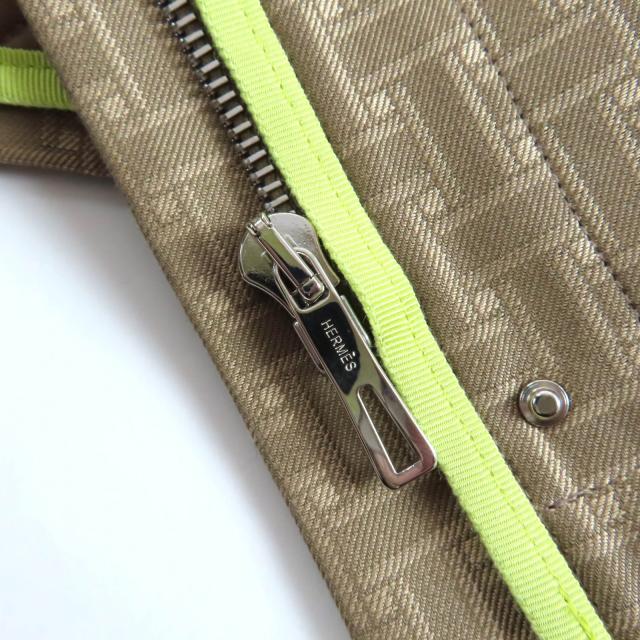 未使用品★HERMES エルメス 22AW 2H0117DP カシミヤ混 ライナー・ベルト付 Hモザイク サファリジャケット コート カーキ系 34 フランス製_6