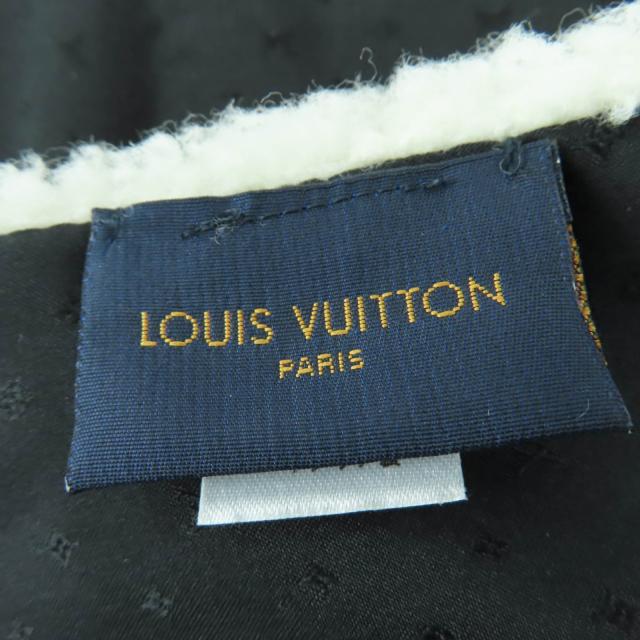 美品☆LOUIS VUITTON ルイヴィトン M77054 エシャルプ・シャーリング LVロゴ シアリングムートン マフラー アイボリー 伊製 正規品_4
