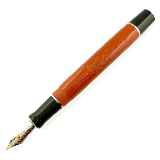極美品▲PARKER パーカー デュオフォールド クラシック ビッグレッドCT センテニアル ペン先18K Fニブ 万年筆 オレンジ シルバー 仏製