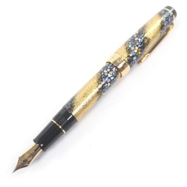極美品□SAILOR セーラー ペン先21K Mニブ プロフェッショナルギア 内閣総理大臣特別慰労品 螺鈿蒔絵 桜流し 万年筆 ゴールド メンズ