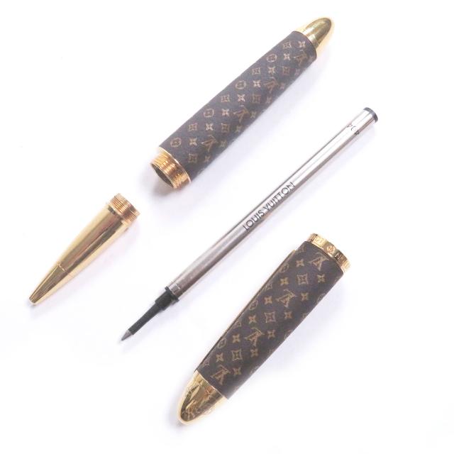 美品□LOUIS VUITTON ルイヴィトン GI1175 ローラーボールペン・ドック レザー モノグラム ブラウン ゴールド メンズ 現行品 定価170,500円 美品□LOUIS VUITTON ルイヴィトン GI1175 ローラーボールペン・ドック