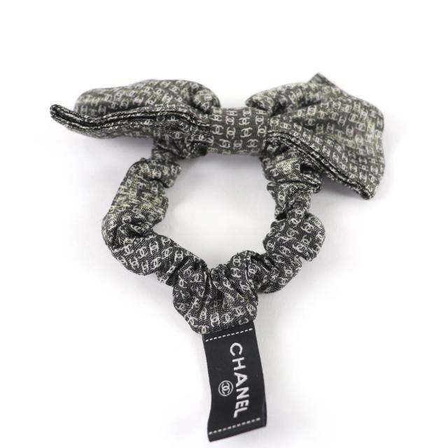 極美品☆CHANEL シャネル シルク メティエダール コレクション ココマーク リボン シュシュ ヘアアクセサリー グレー系 イタリア製_2