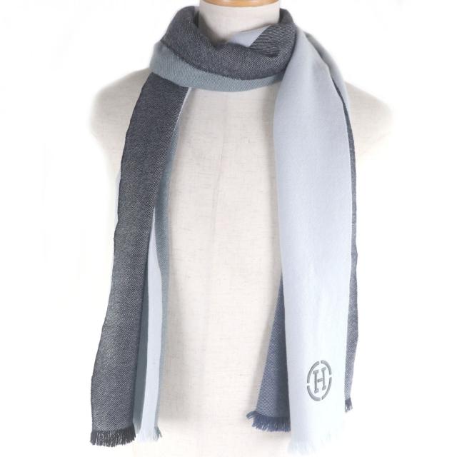 極美品□HERMES エルメス H394832T イカット 4H カシミヤ100％ レザーHロゴパッチ 大判マフラー グラシエ マリン オセアン_1