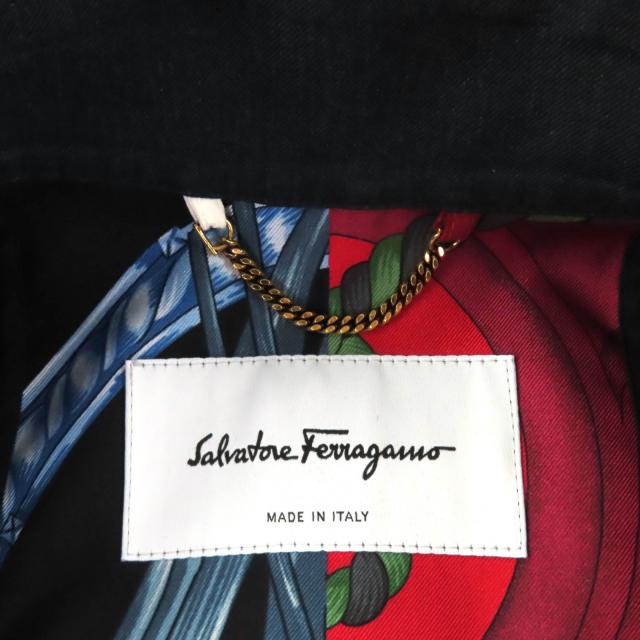 極美品★Salvatore Ferragamo サルヴァトーレフェラガモ ウール混 比翼仕立て ロング丈 コート ネイビー 38 ハンガー付き 伊製 正規品_6